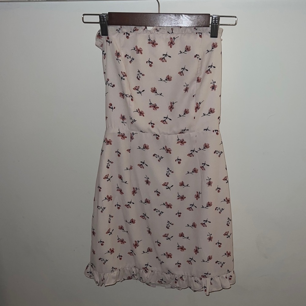 strapless dress